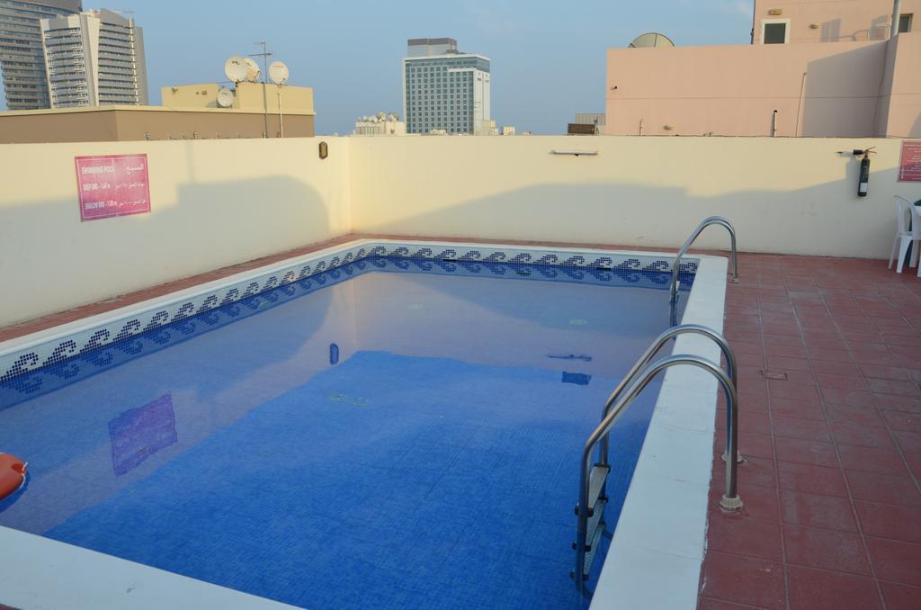 Premiere Hotel Apartments Dubai Exterior photo